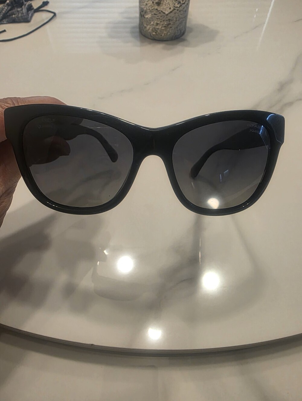 Classic Black Cat-Eye Sunglasses